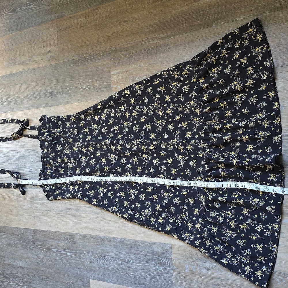 O.P.T Chic Black Floral Midi Dress with Ruffle Hem - Picture 8 of 15
